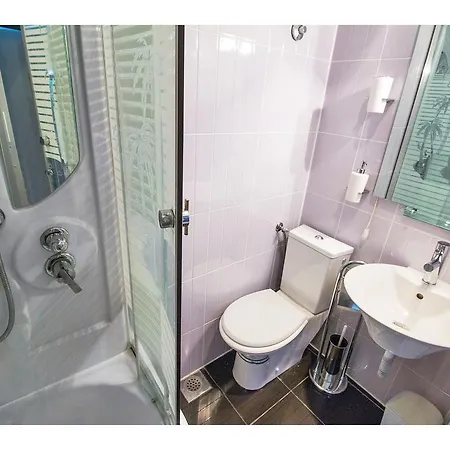 Amabile Vana Apartment